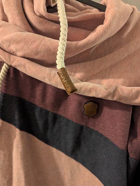 Pullover & Sweatshirts: Naketano Pullover – Gebraucht aus Niederwangen BE von jan_p2tb 1