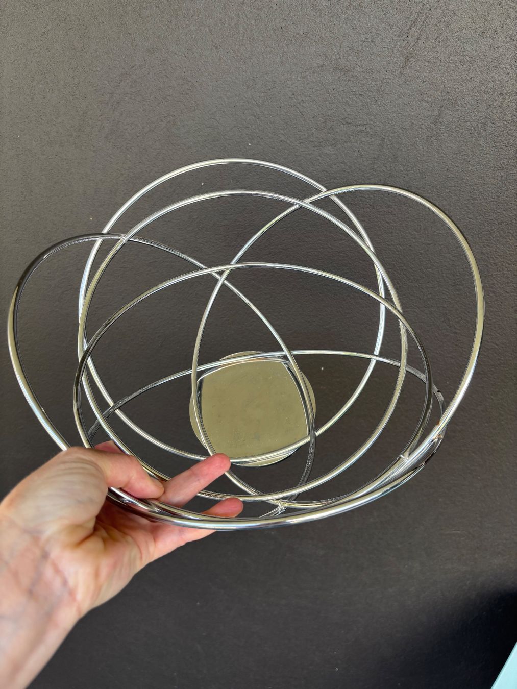 Altro per la casa: Post-modern chrome fruit basket from Wireworks London – Usato da Steinhausen venduto da ChromeVintage 2