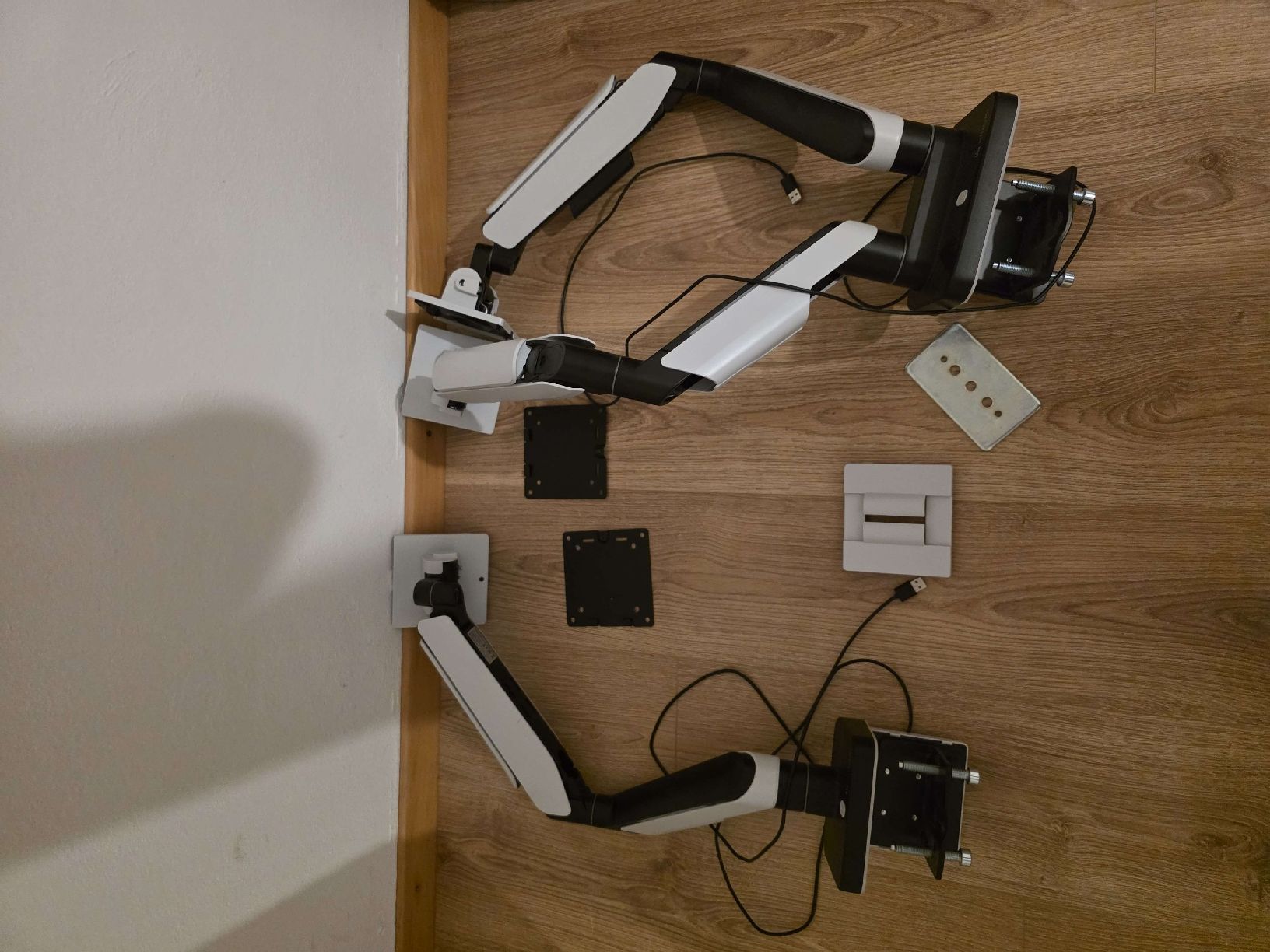 Videocamere: Bras de moniteur double articulé état correct – Usato da Le Bémont JU venduto da Bryan_j31