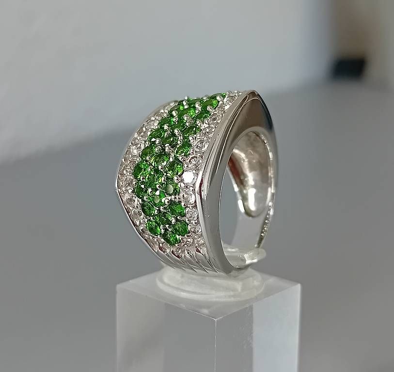 Ringe: Silber Cocktailring mit Chromdiopsid Weisstopas – Gebraucht aus Stans von wer_fd5f 1