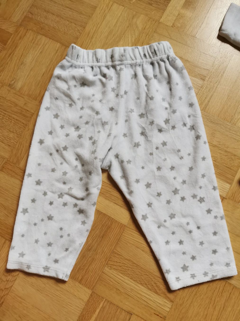 C&A Pigiama & Simili: Pyjama Set C&A Gr. 80 Samt – Usato da Stäfa venduto da flamingo_17 7