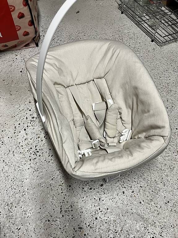 Chaises hautes: Tripp trapp Newbornset – D'occasion à Belp par helado1 2