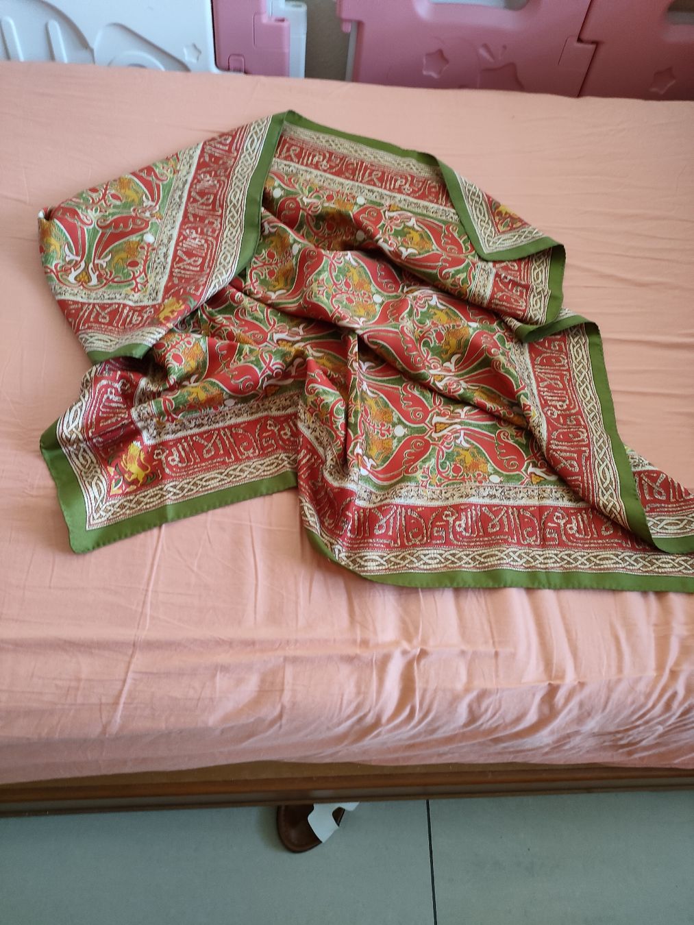 Alaia Foulard & Sciarpe: foulard Alaia Alhambra – Nuovo (secondo la descrizione) da Prilly venduto da CHAGALL15 4