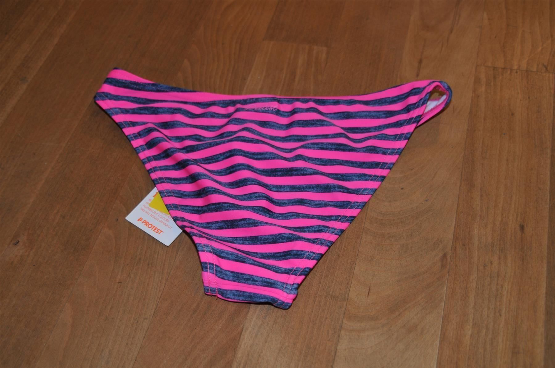 Costumi da bagno & Bikini: Protest Badehose, Gr. 152 - NEU – Nuovo (secondo la descrizione) da Winterthur venduto da Schwestere 1