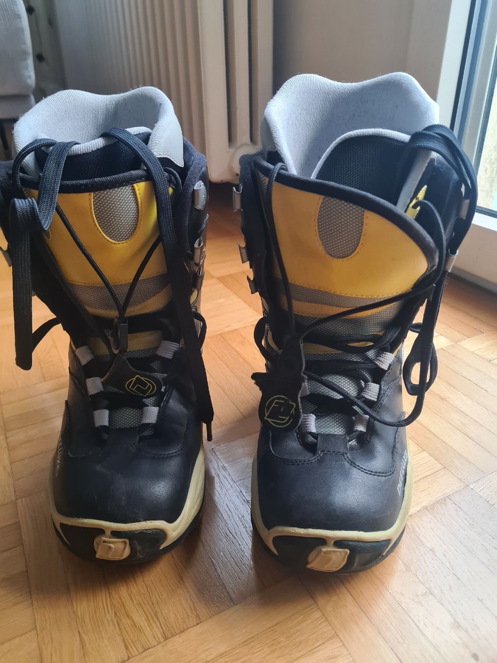 Deeluxe Scarpe da uomo: Snowboardboots Deeluxe, 39/25.5 – Usato da Zürich venduto da man_9ldy 1