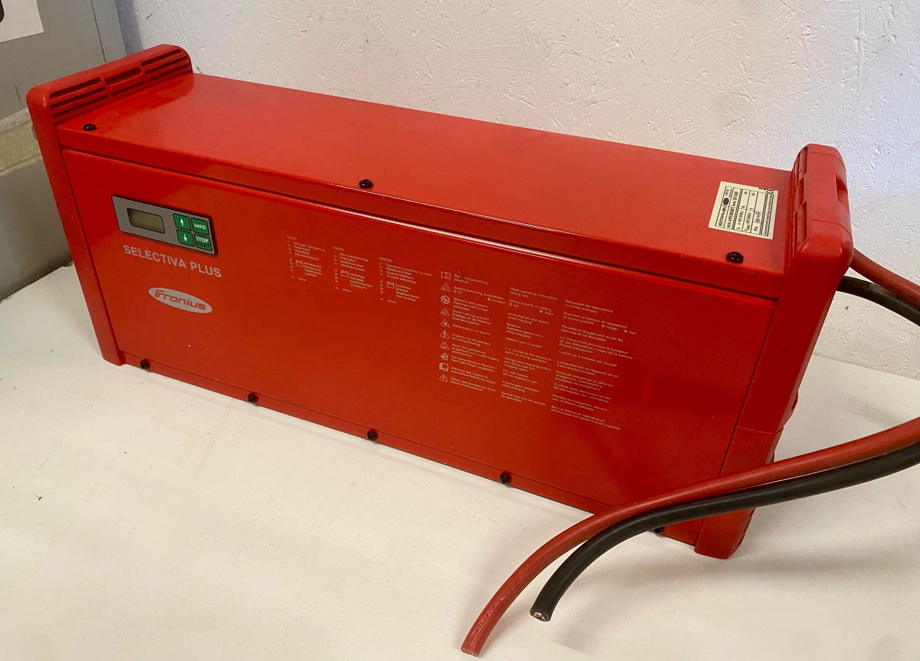 Fronius Caricabatterie: Fronius Selectiva Plus 4080 D Ladegerät – Usato da Niederdorf venduto da LeptonAG 1