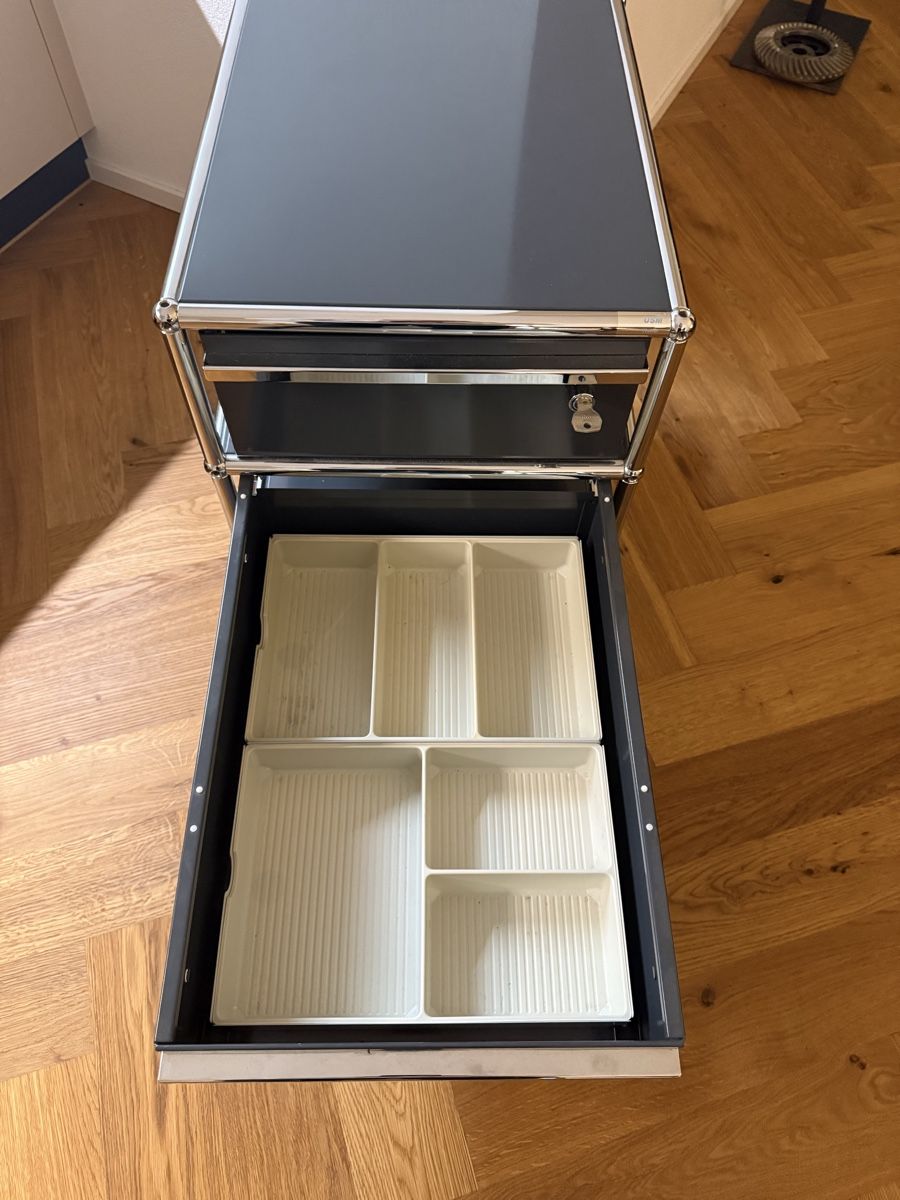 USM Korpus: USM Haller Rollcontainer anthrazit - guter Zustand – Gebraucht aus Pfaffnau von Michi93Z 4