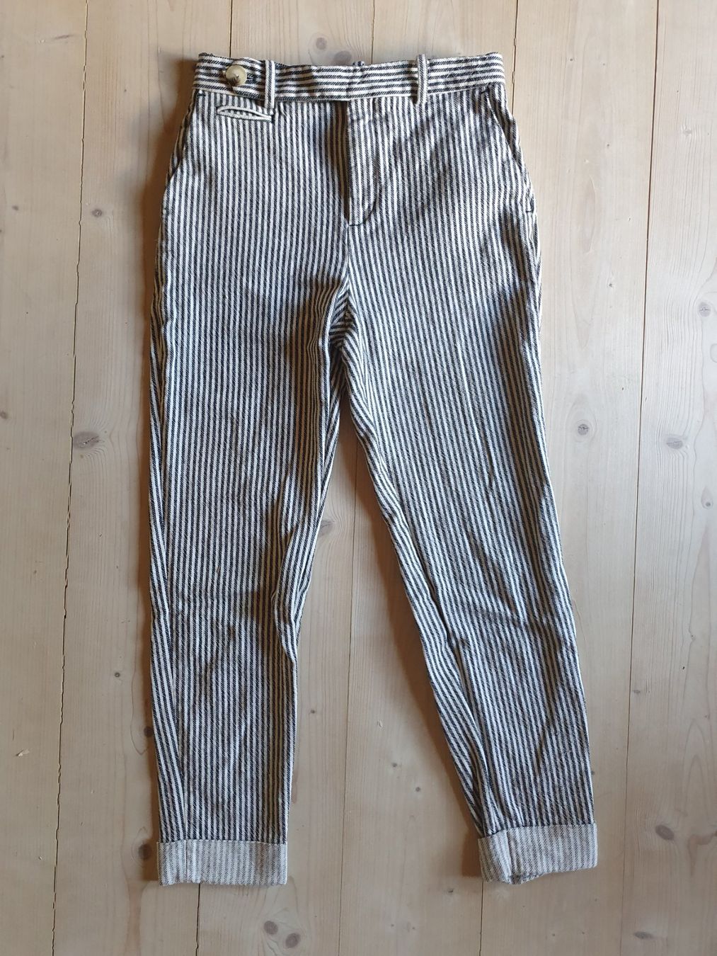 Zara Pantalons: Pantalon rayé Zara – D'occasion à Finhaut par sof_j2wn 3