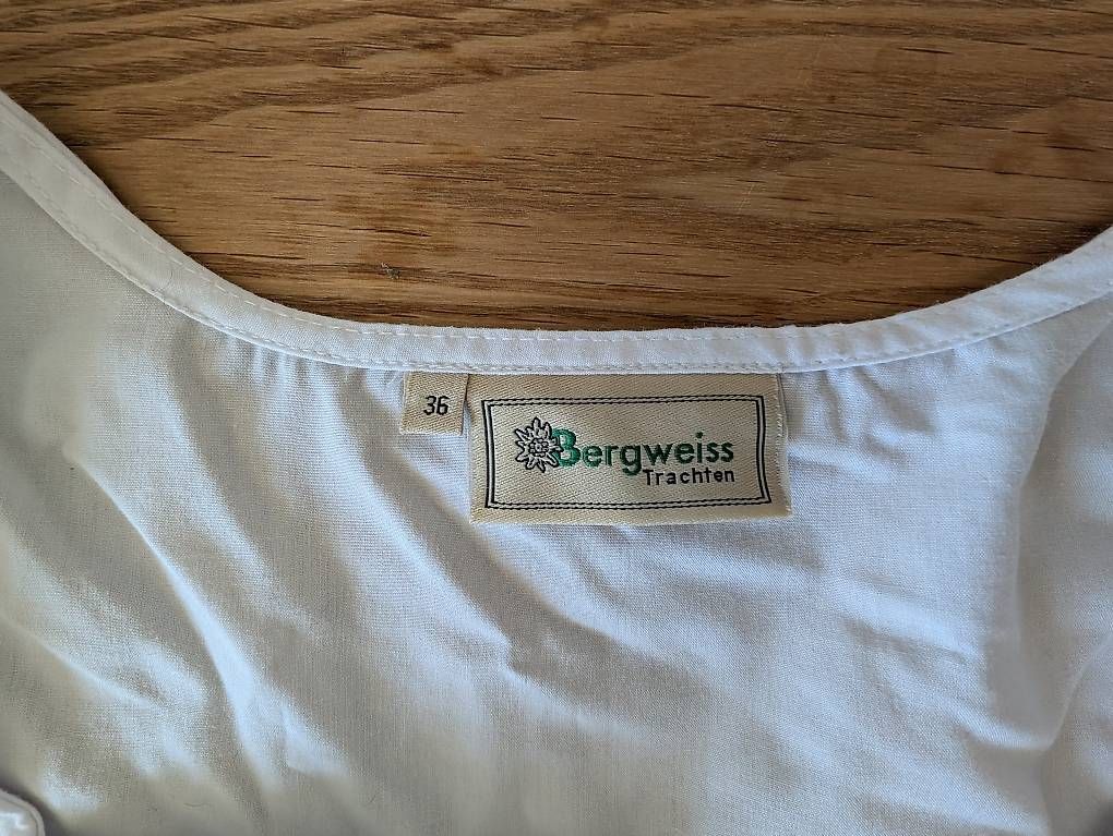 Camicette: Dirndl Bluse – Usato da Zürich venduto da daj_w7nd 2