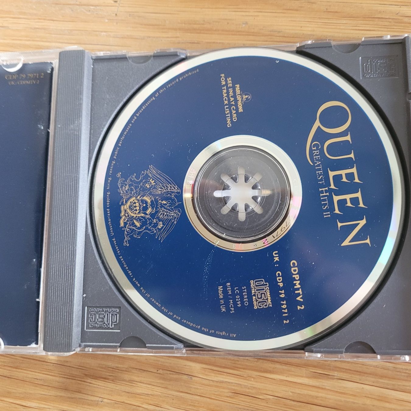 CD: CD Queen Greatest Hits II – Usato da Biel/Bienne venduto da Destockweb 1