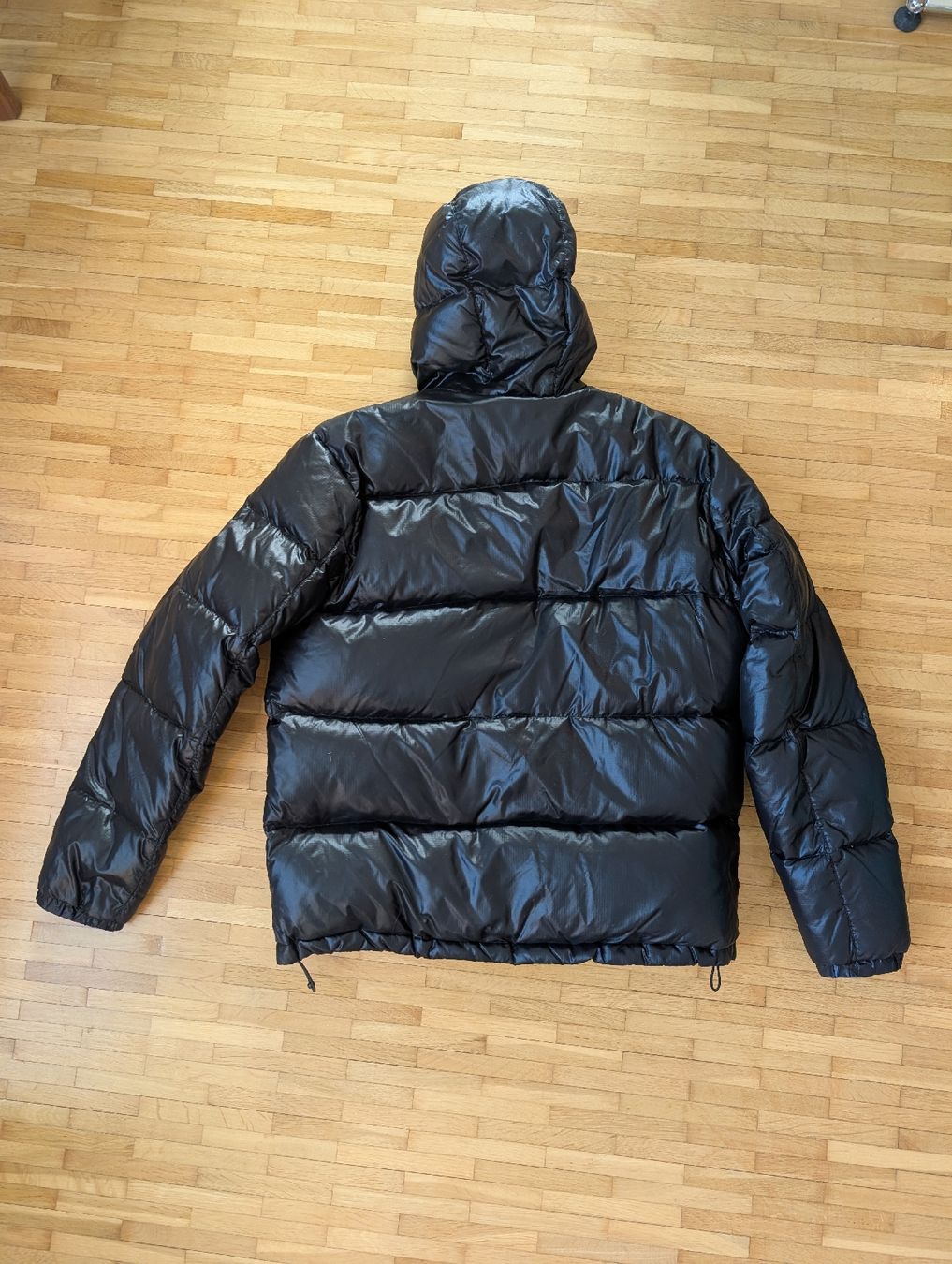 Head Jacken: HEAD Daunenjacke Gr.M – Gebraucht aus Zürich von mai_vc7s 1