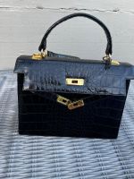 Schwarze Handtasche