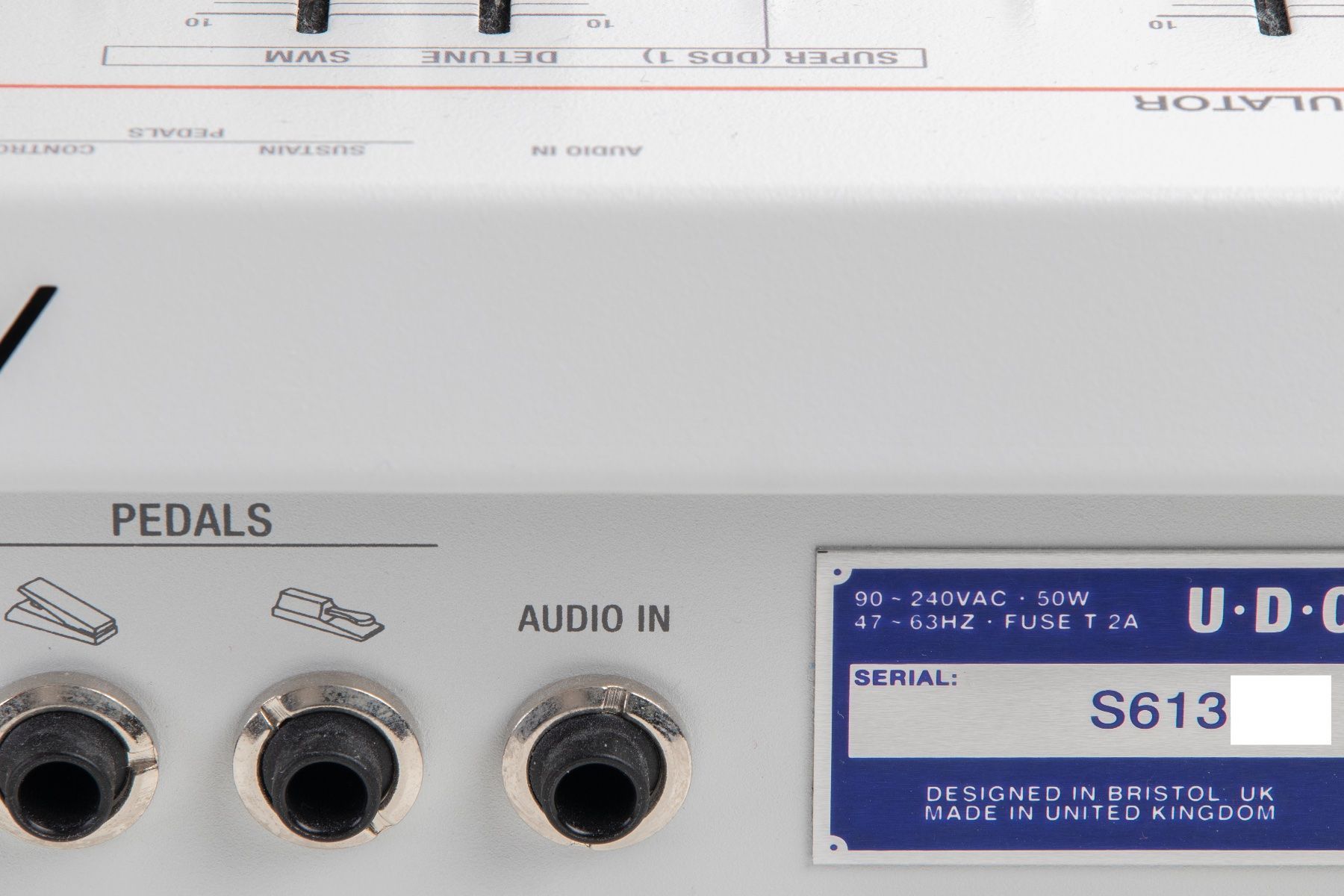 Strumenti musicali: UDO SUPER 6 Synthesizer Super6 Synth – Usato da Emmen venduto da BobbyG 3