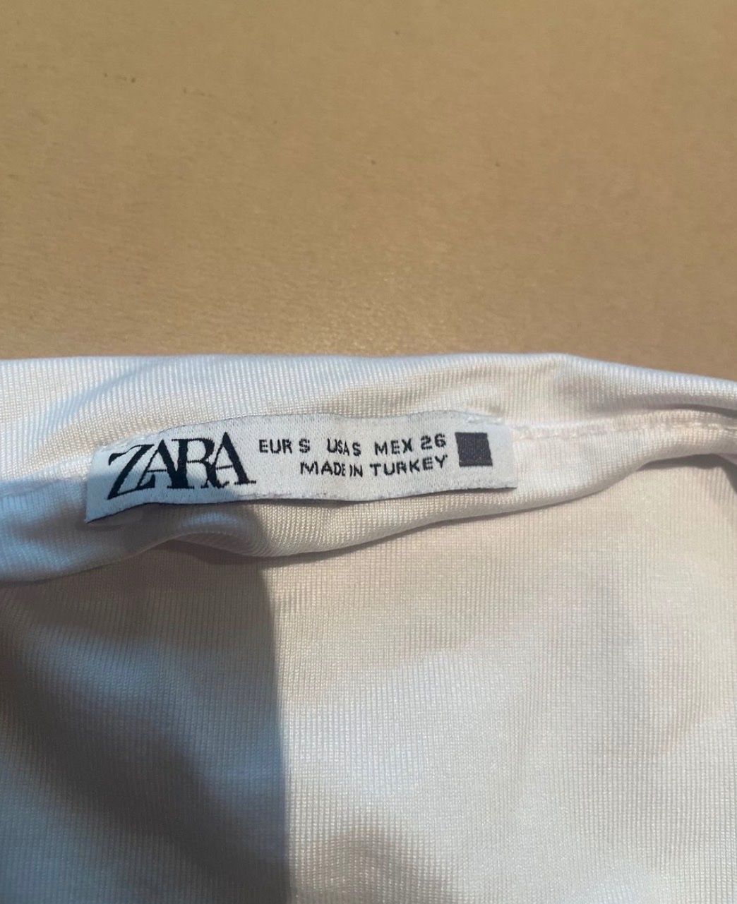 Zara Camicette, T-shirt & Top: Zara Top Sommer Basic weiss, Grösse S – Usato da Oberrohrdorf venduto da a._.w 2