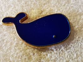 Ansteckpin 35: Wal blau