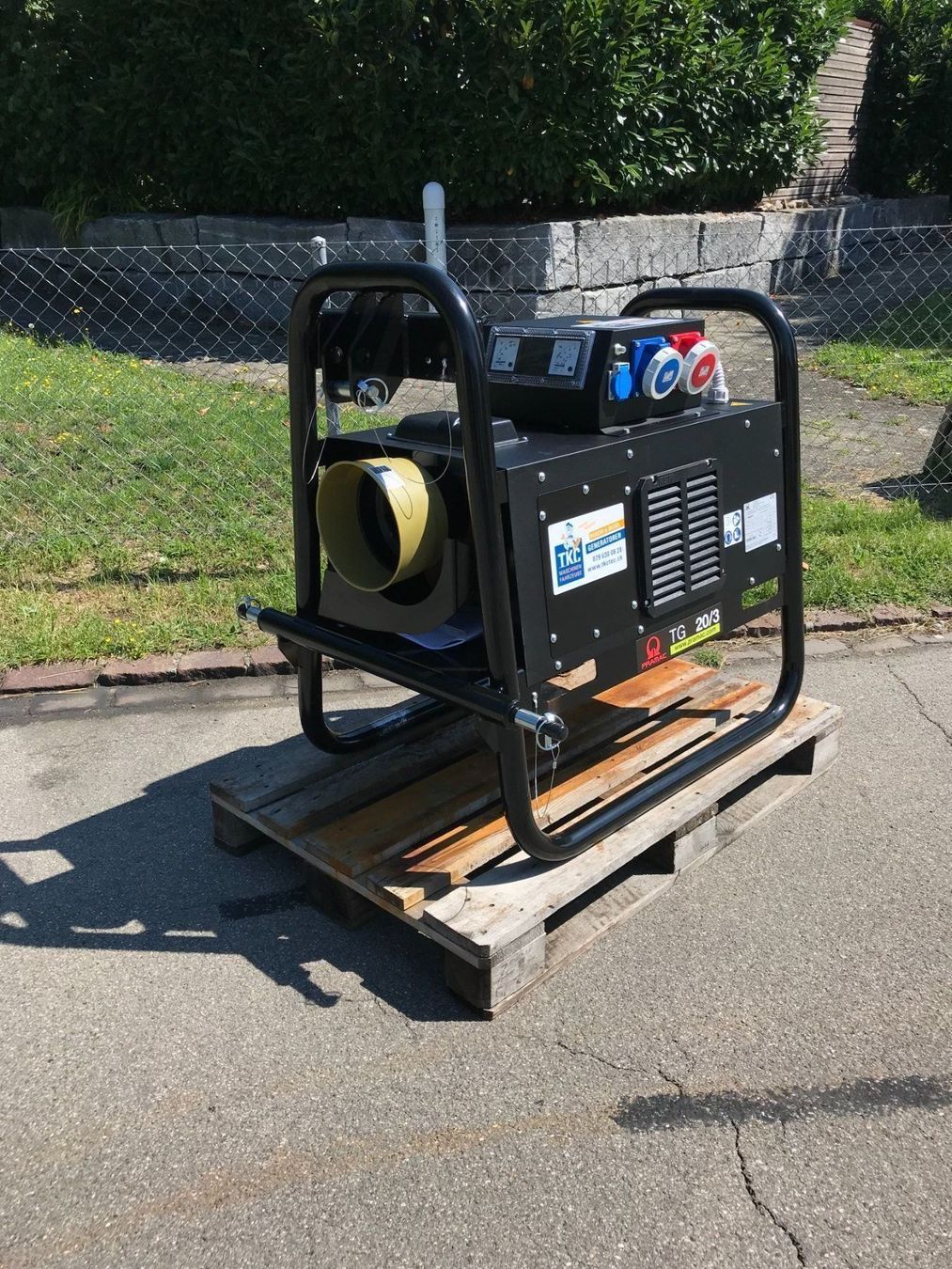 Tracteurs: Zapfwellengenerator 20KVA Stromerzeuger TKC – Neuf avec emballage d'origine à Müllheim Dorf par tkctec 1