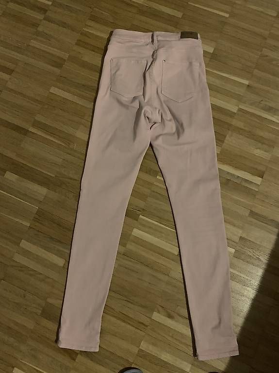 Hosen: Hose rosa Gr.40 – Gebraucht aus Solothurn von mar_spc6 1