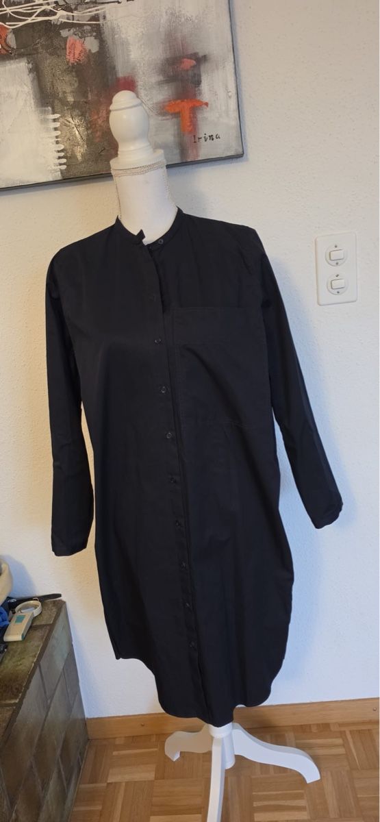 Cos Tuniche: COS Hemdkleid / Tunika, schwarz, Gr. 34 - neuwertig! – Usato da St. Gallen venduto da mania03 1