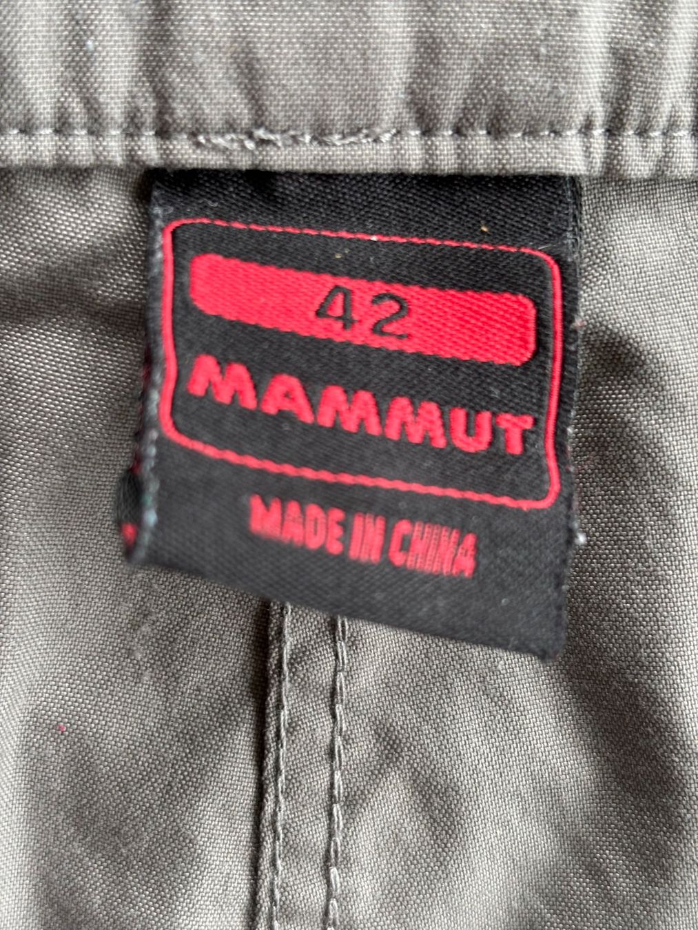Mammut Pantalons: Mammut Zip-off Wanderhose, Gr. 42 – D'occasion à Ebnat-Kappel par Molton 7