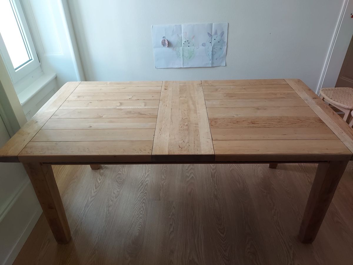 Pfister Tavoli: Table en bois massif – Usato da Colombier NE venduto da dan_kv8c
