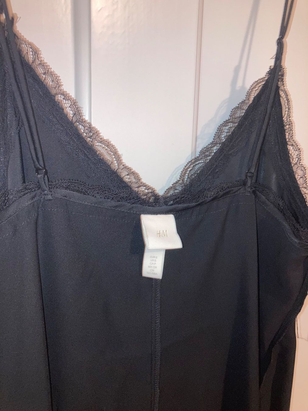 H&M Vestiti: Schwarzes Kleid mit Spitzenrand – Nuovo (secondo la descrizione) da Zürich venduto da LaraS30 2