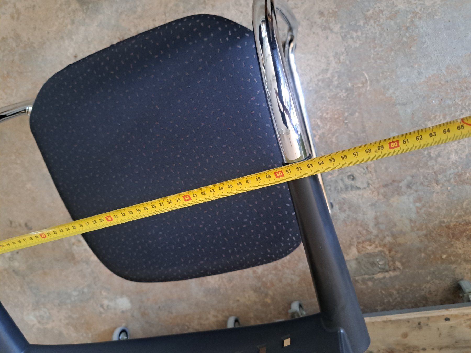 Chaises: 10x Vitra Stapelstuhl Freischwinger – D'occasion à Belp par deal-now 6