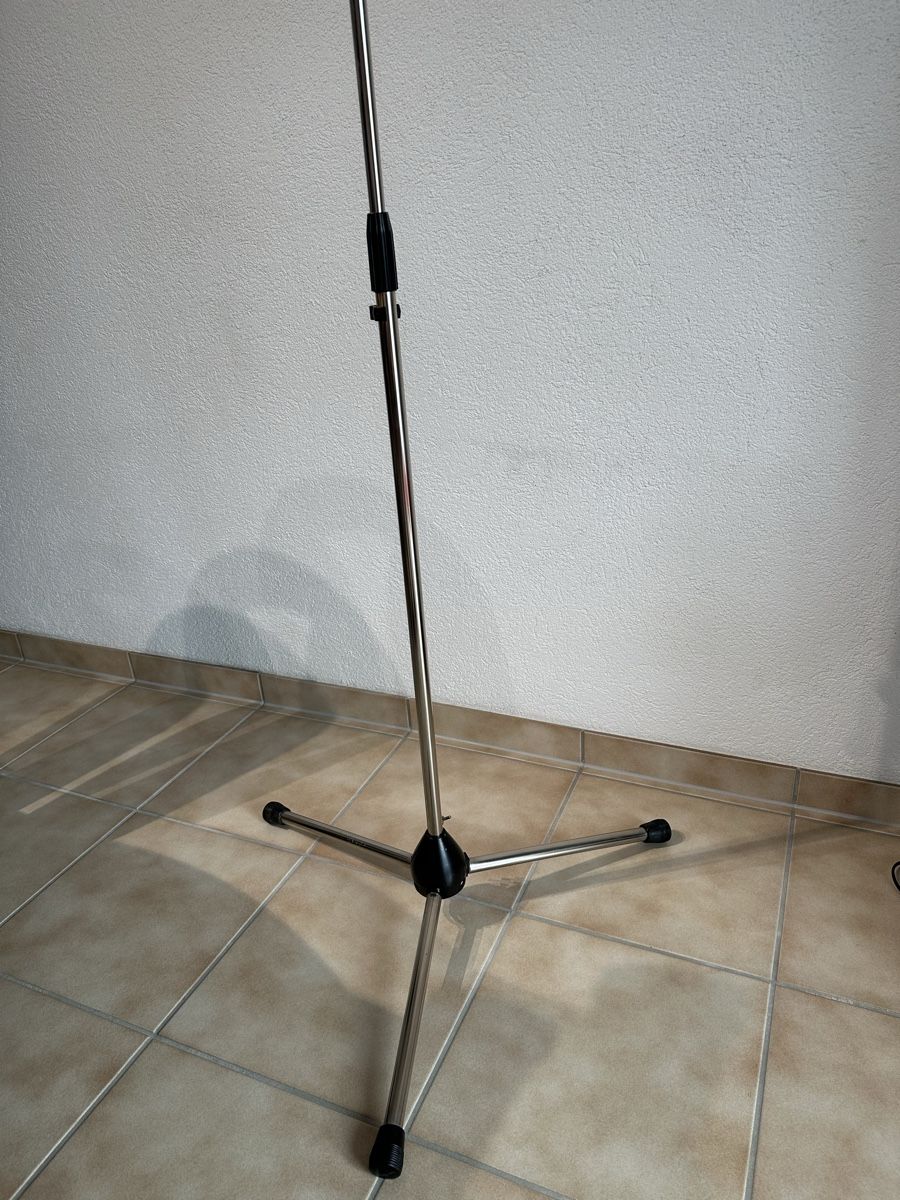 Instrumenten-& Notenständer: Mikrophon-Stativ - guter Zustand – Gebraucht aus Lommiswil von hedstrom1901