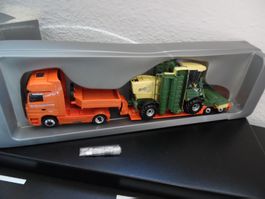 Schuco LKW Schwertransport mit BIG M Landmaschine 1:87 Metal