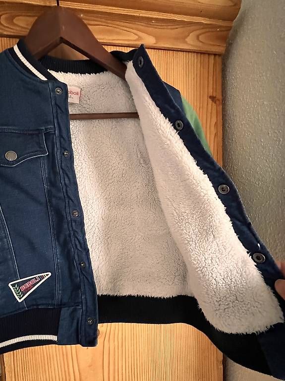 Vestes & Manteaux: Collegejacke Grösse 116 – D'occasion à St. Niklausen LU par Mimmi86 1