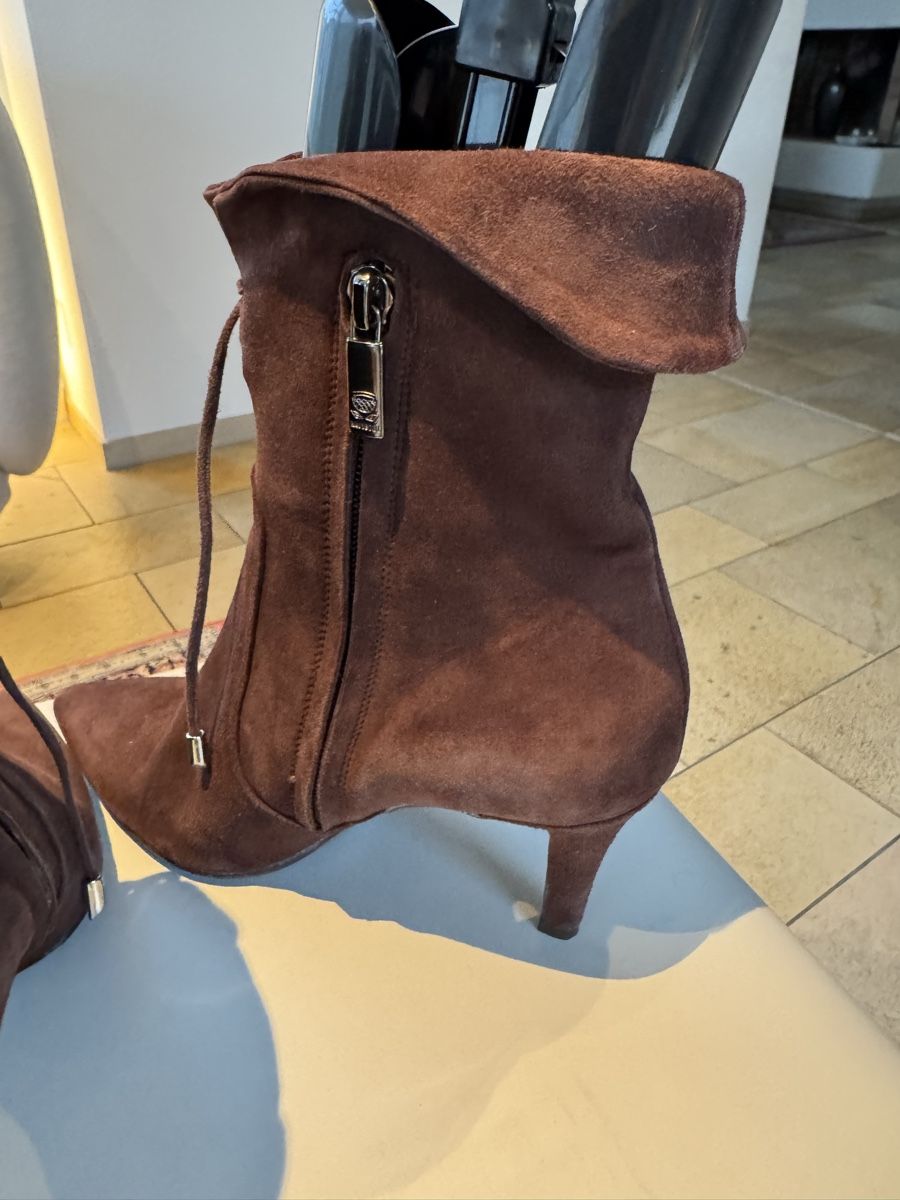 Navyboot Chaussures femmes: Stiefel, Navy Boot, Größe 38 – D'occasion à Freienbach par sat_yny8 2