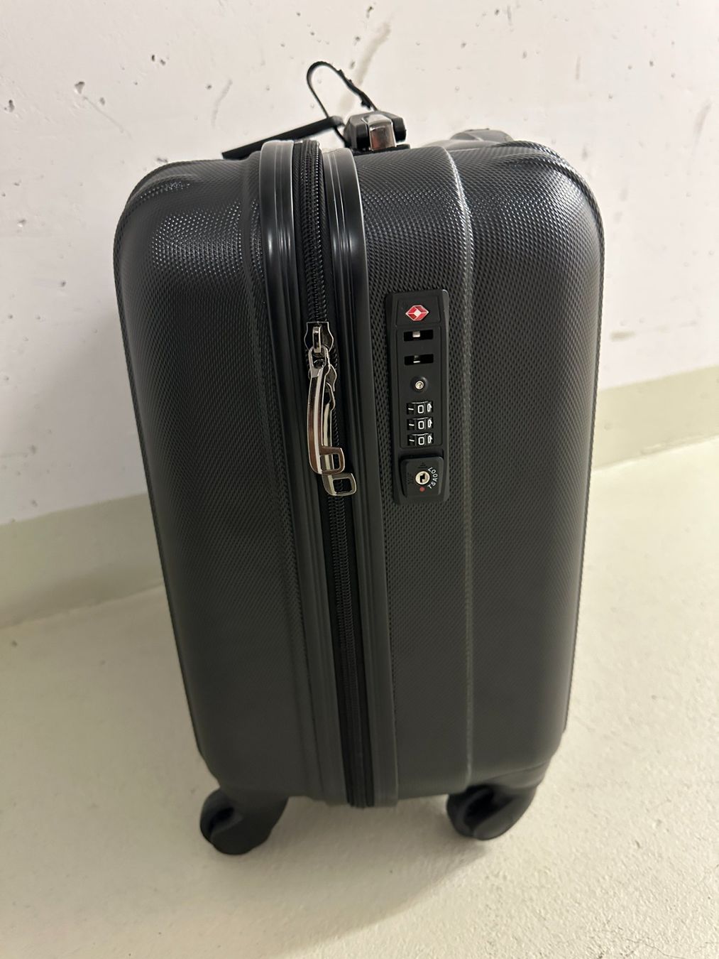 Valigie & Borse: JSA Reise- & Businesstrolley "2 in 1", schwarz – Nuovo (secondo la descrizione) da Zug venduto da Supervamp 1