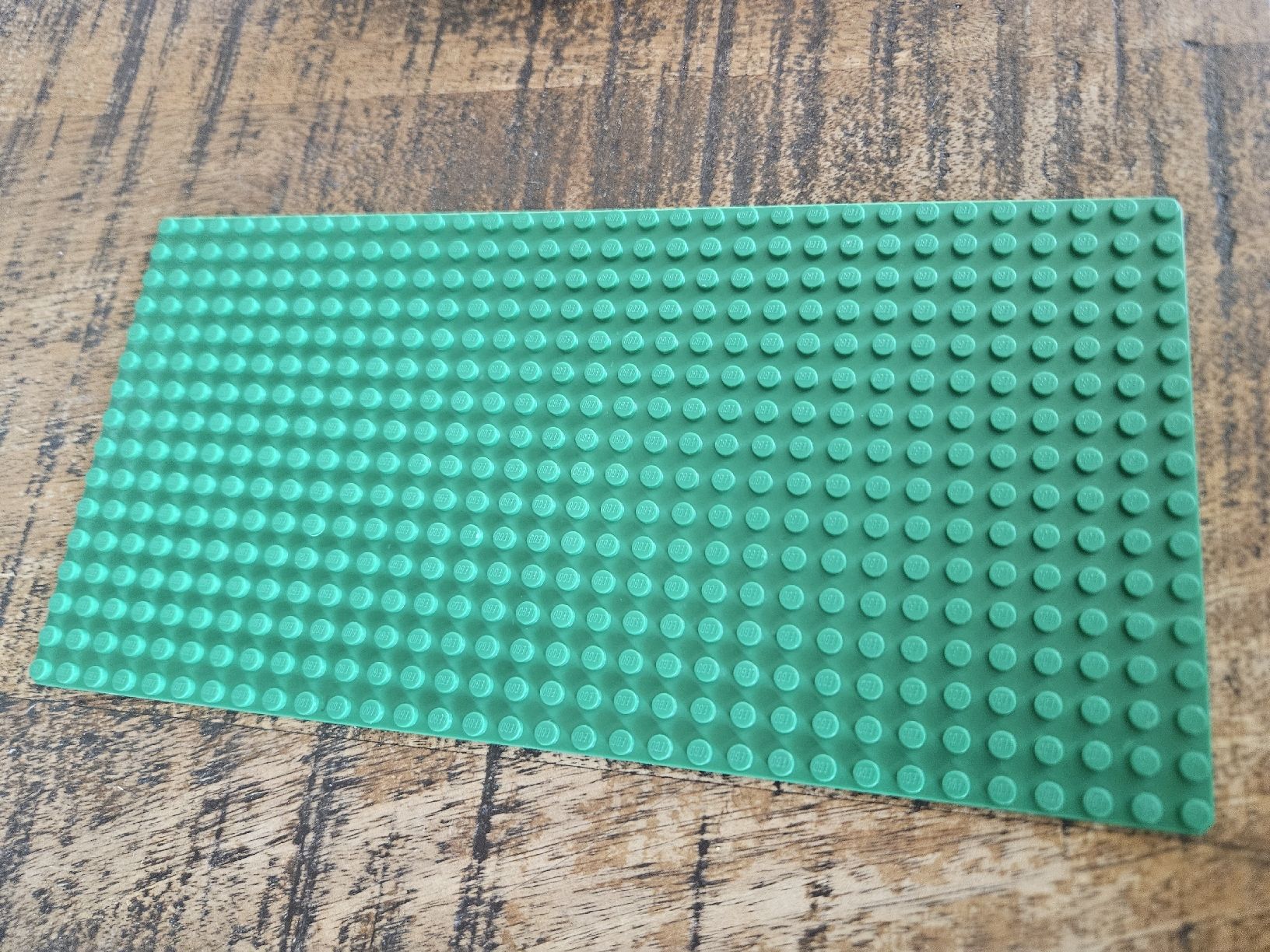 Lego Kit di costruzioni: lego 3857 Green Baseplate 16 x 32 – Usato da Confignon venduto da Ecrofigs 1