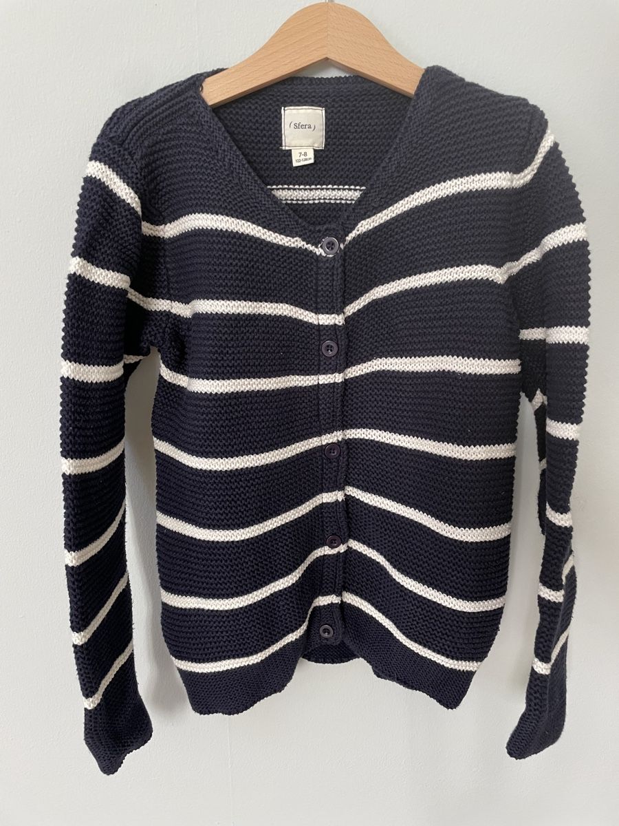 Giacche & Cappotti: Sfera Strickjäckli Gr. 122/128🫐 – Usato da Zürich venduto da rf_fr