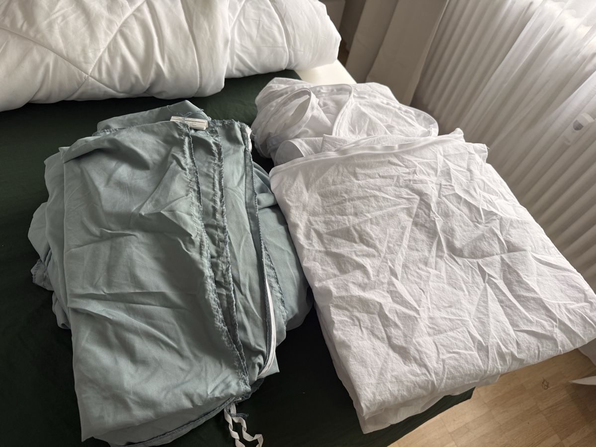 Biancheria da letto: Bettwäsche 240x220 + 80x80  – Nuovo (secondo la descrizione) da Bern venduto da jac_5hjp