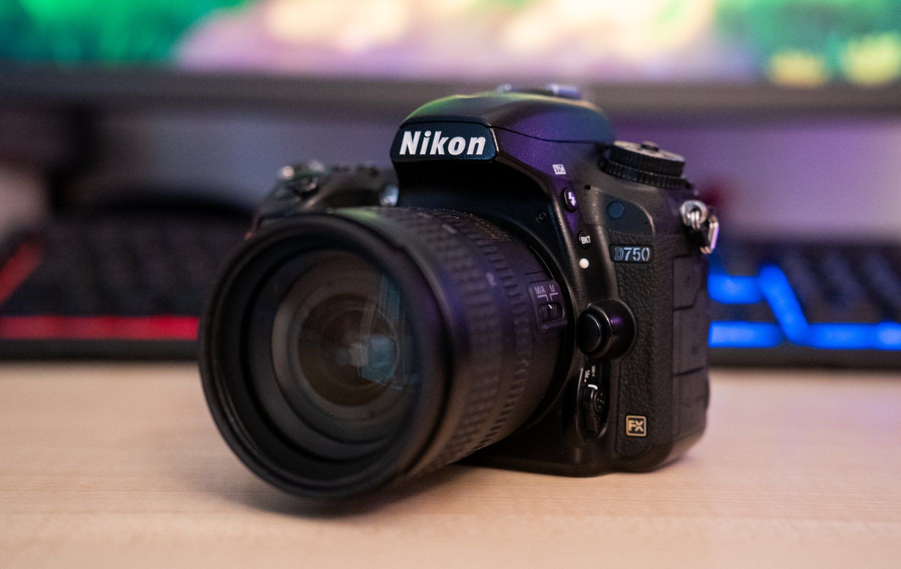 Nikon Kamera: Nikon D750 mit 18-70mm – Gebraucht aus Zürich von tonogen