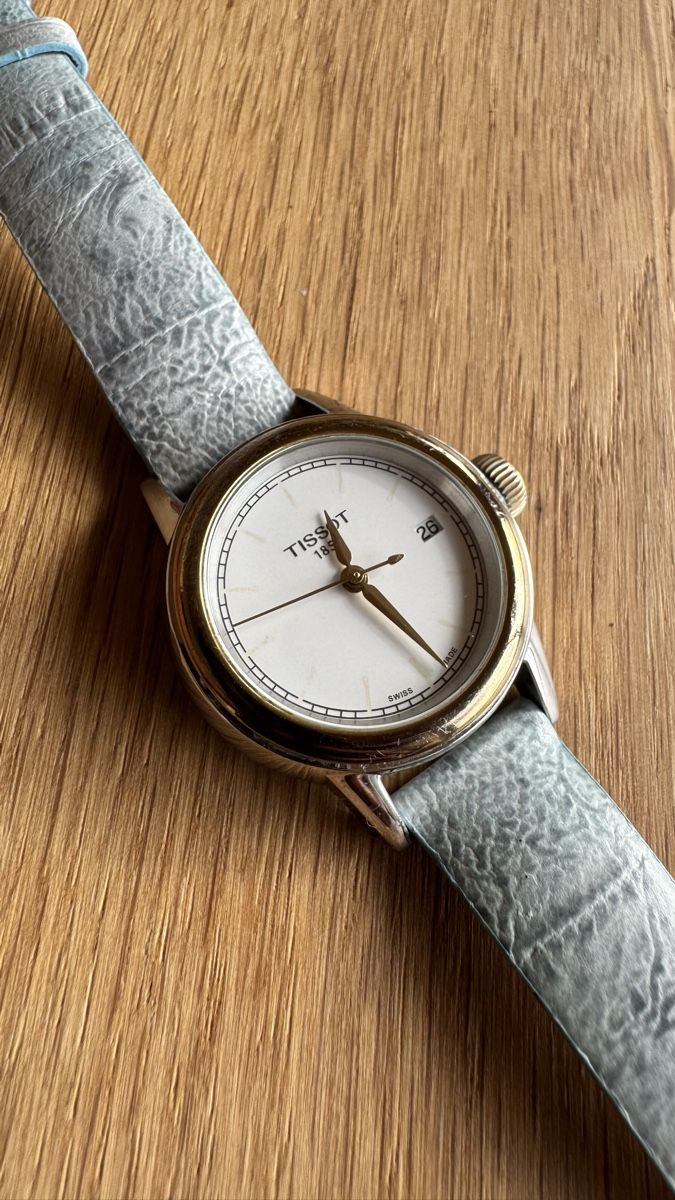 Tissot Uhren: Tissot Damenuhr, elegantes Design – Gebraucht aus Untersiggenthal von TimeandShine 2