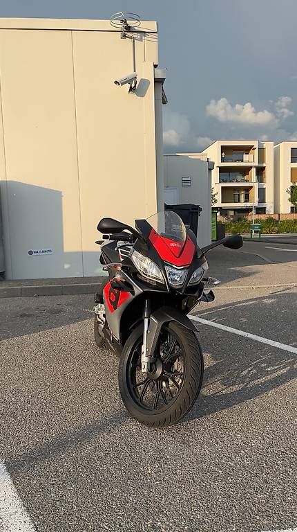 Aprilia Altro: Aprilia rs 125 2021 – Usato da Fribourg venduto da Eva_j68n 1