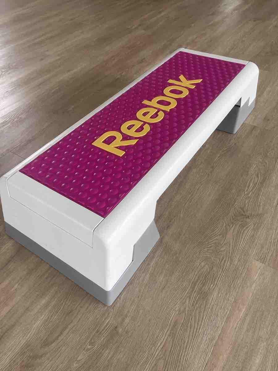 Reebok Hometrainer: Reebok Stepper Heimtrainer neuwertiger Zustand – Nuovo (secondo la descrizione) da Bubikon venduto da Larskii 1