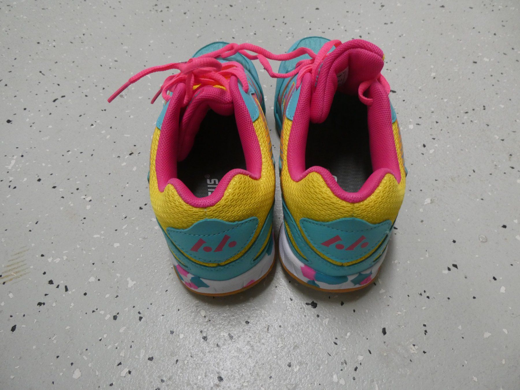 Damenschuhe: Poppige Turnschuhe Gr.40 Lefus – Gebraucht aus Ernetschwil von Kiwi200 3