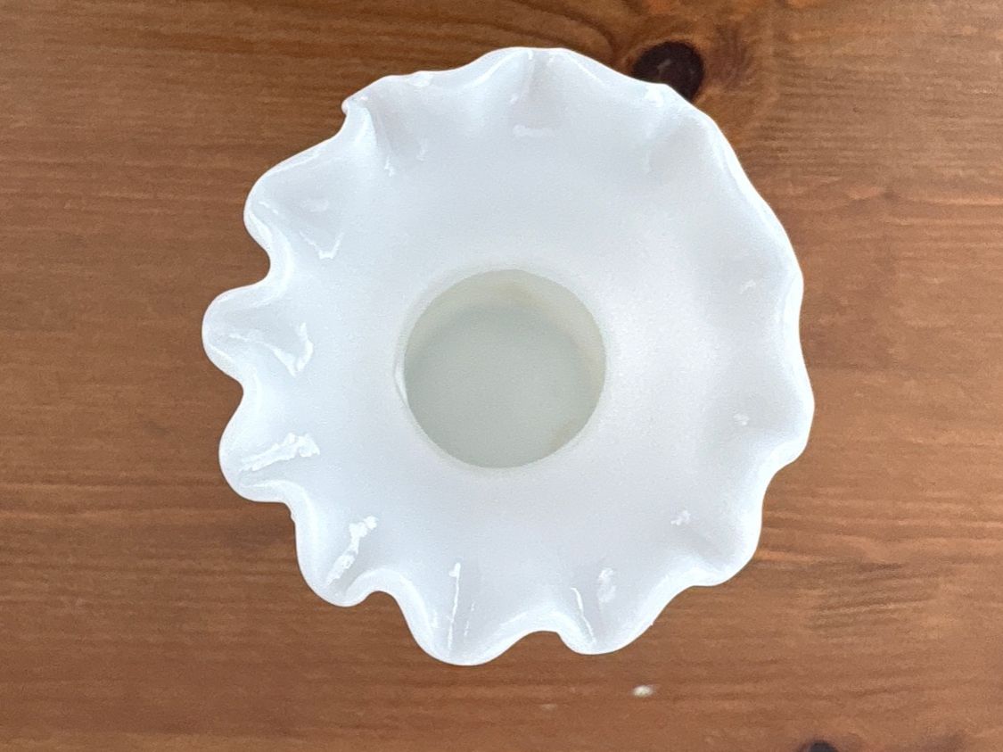 Vasen & Gefässe: Michglas Vase voller Nostalgie – Gebraucht aus Bassersdorf von rek_x2gl 2