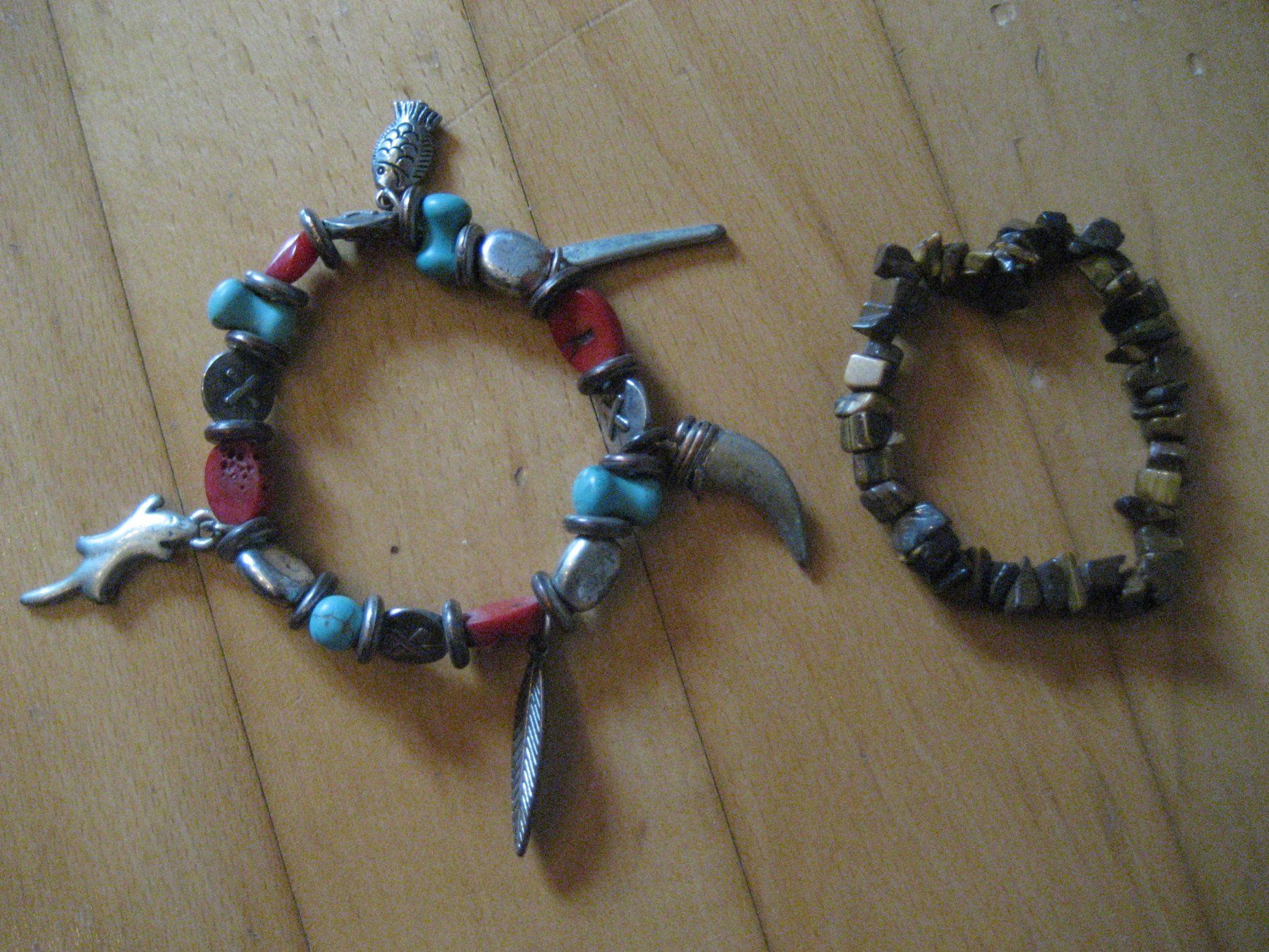 Bracciali & Braccialetti: Armband, 2 Stück – Usato da Unterengstringen venduto da Olifant4