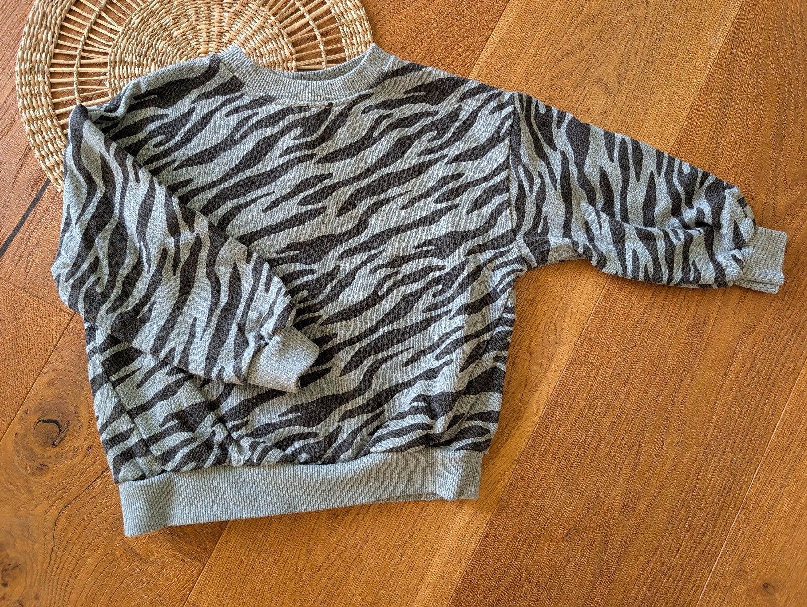 Zara Maglioni & Felpe: 98 Zara Pullover Tiger hellblau – Usato da Wald ZH venduto da rammyly