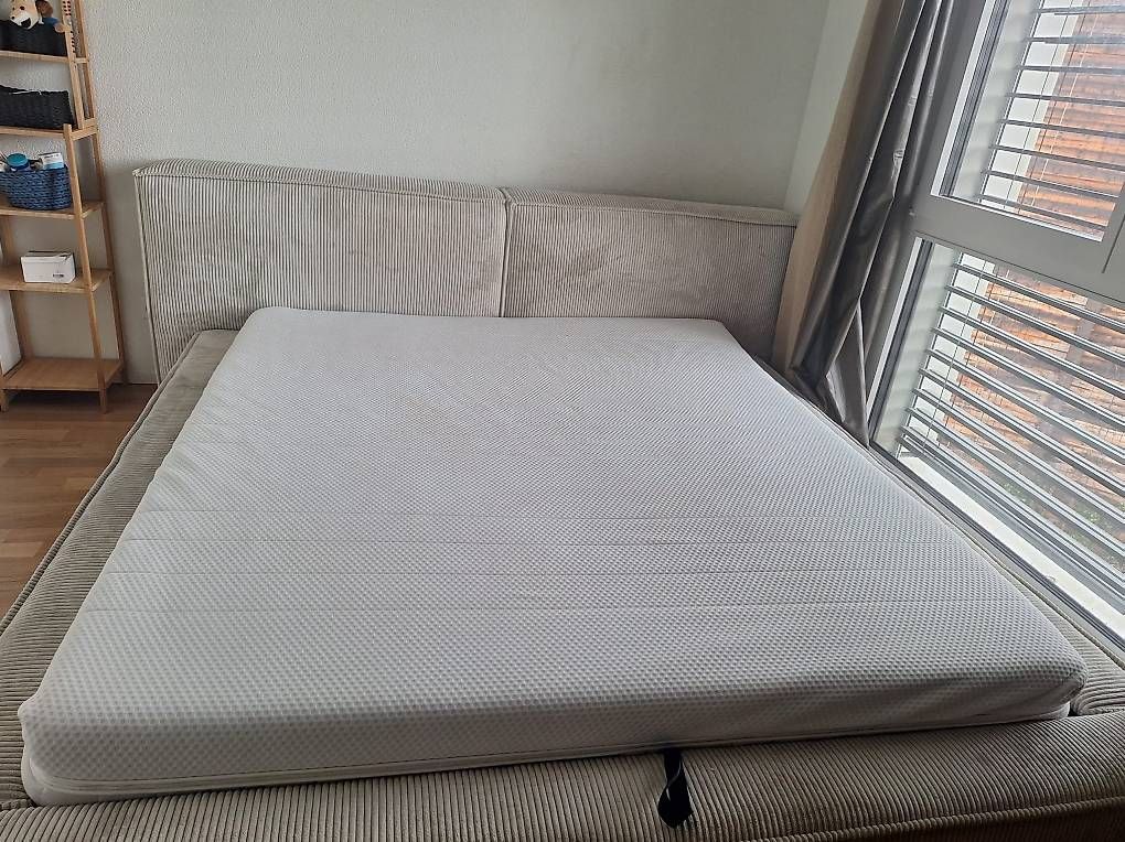 Betten: Lit + matelas à. Vendre – Gebraucht aus Mont-sur-Lausanne von ACVSARL 3
