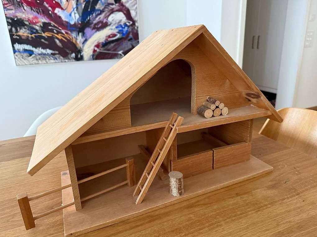 Modellini di ferrovie: Vintage Toy House Chalet – Usato da Wallisellen venduto da Marij1986
