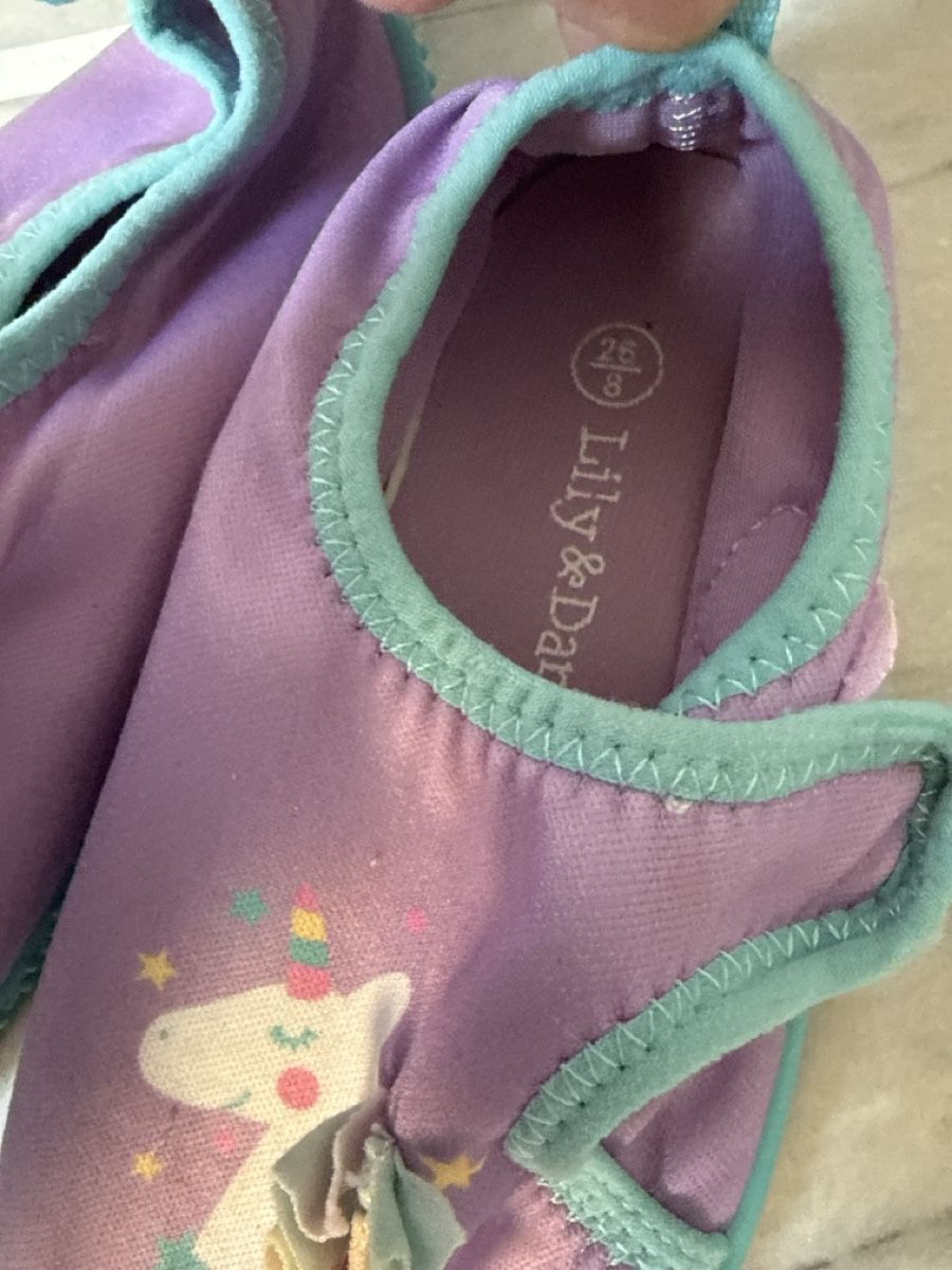 Chaussures filles: Badeschuhe Lily & Dan Grösse 26 – D'occasion à Zollikerberg par juneja79 1