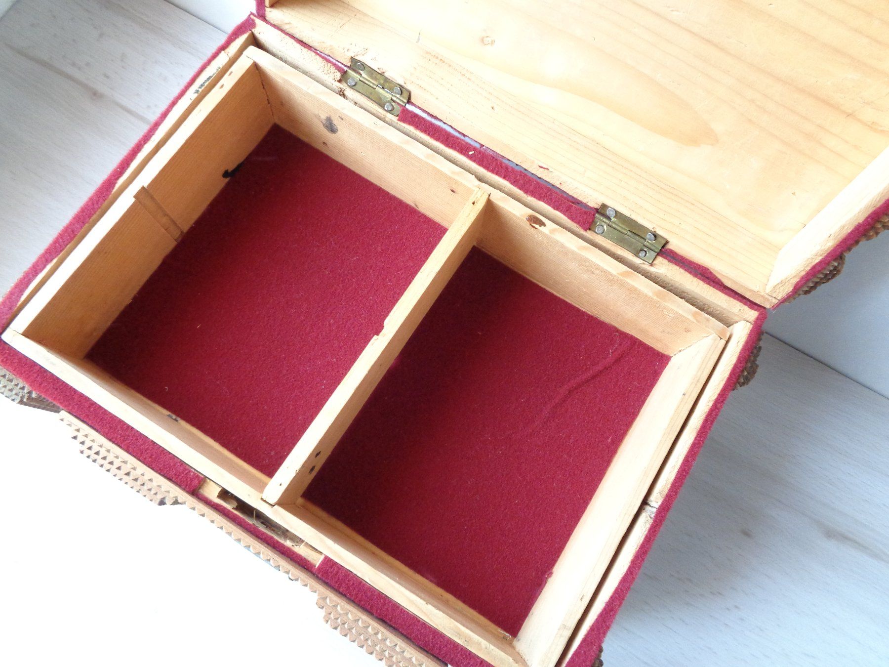 Cassapanche: HOLZ SCHATULLE SCHMUCK-KISTE HANDARBEIT – Usato da Henggart venduto da Pascha22 8