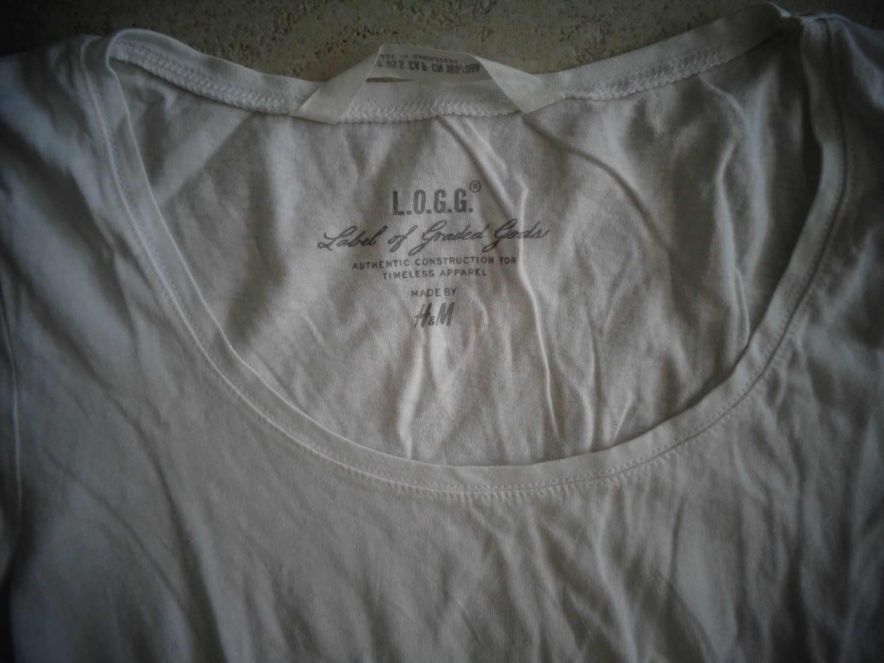 H&M T-Shirts: T-SHIRT GR.S – Gebraucht aus Rotkreuz von Samballi 1