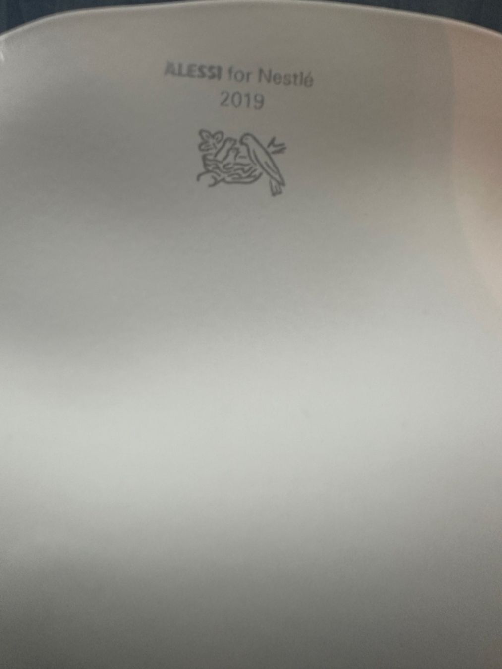 Alessi Piatti di portata: Schale Alessi for Nestlé 2019 – Nuovo (secondo la descrizione) da Rorschach venduto da Miki-Mini 2