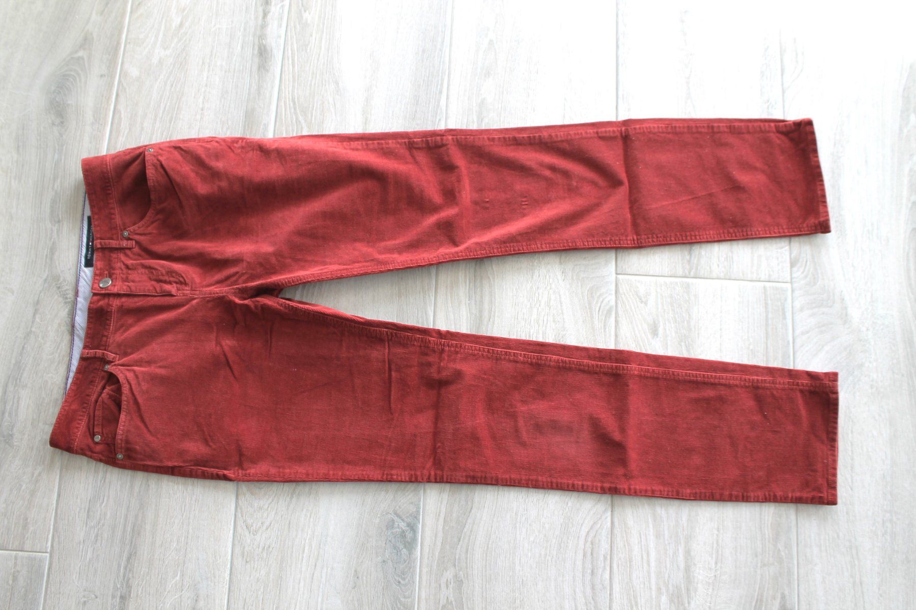 Tommy Hilfiger Pantaloni: Pantalon Tommy Hilfiger taille M – Nuovo (secondo la descrizione) da Chez-le-Bart venduto da jasse 2