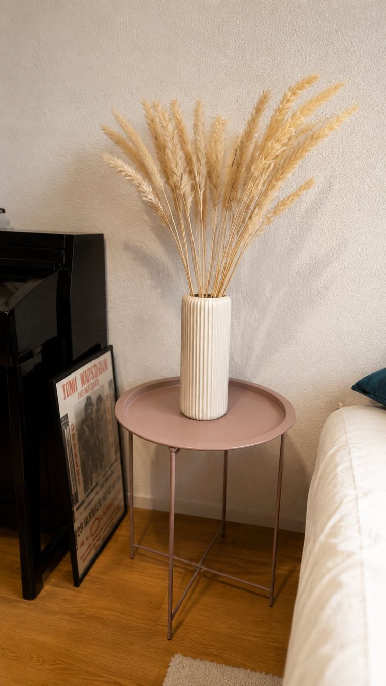 Tables: Kleiner Tisch rosa – D'occasion à Bern par Jdhh03